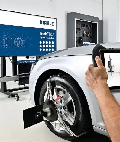 جهاز معايرة أنظمة مساعدة السائق المتقدمة (ADAS) من Brain Bee، مصمم لضبط وتحليل أنظمة القيادة الذكية لضمان سلامة وكفاءة أداء المركبة. اضغط للحصول على التفاصيل والمنتجات المتوفرة.