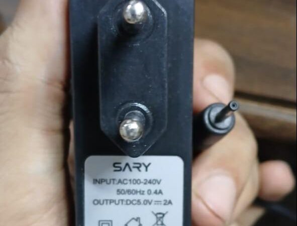 SARY AC/DC Adapter - Input: 100-240V, Output: 5V 2A 10W